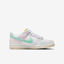 GS / Women's Nike Dunk Low "Pastel Paisley" (FJ7707-131)