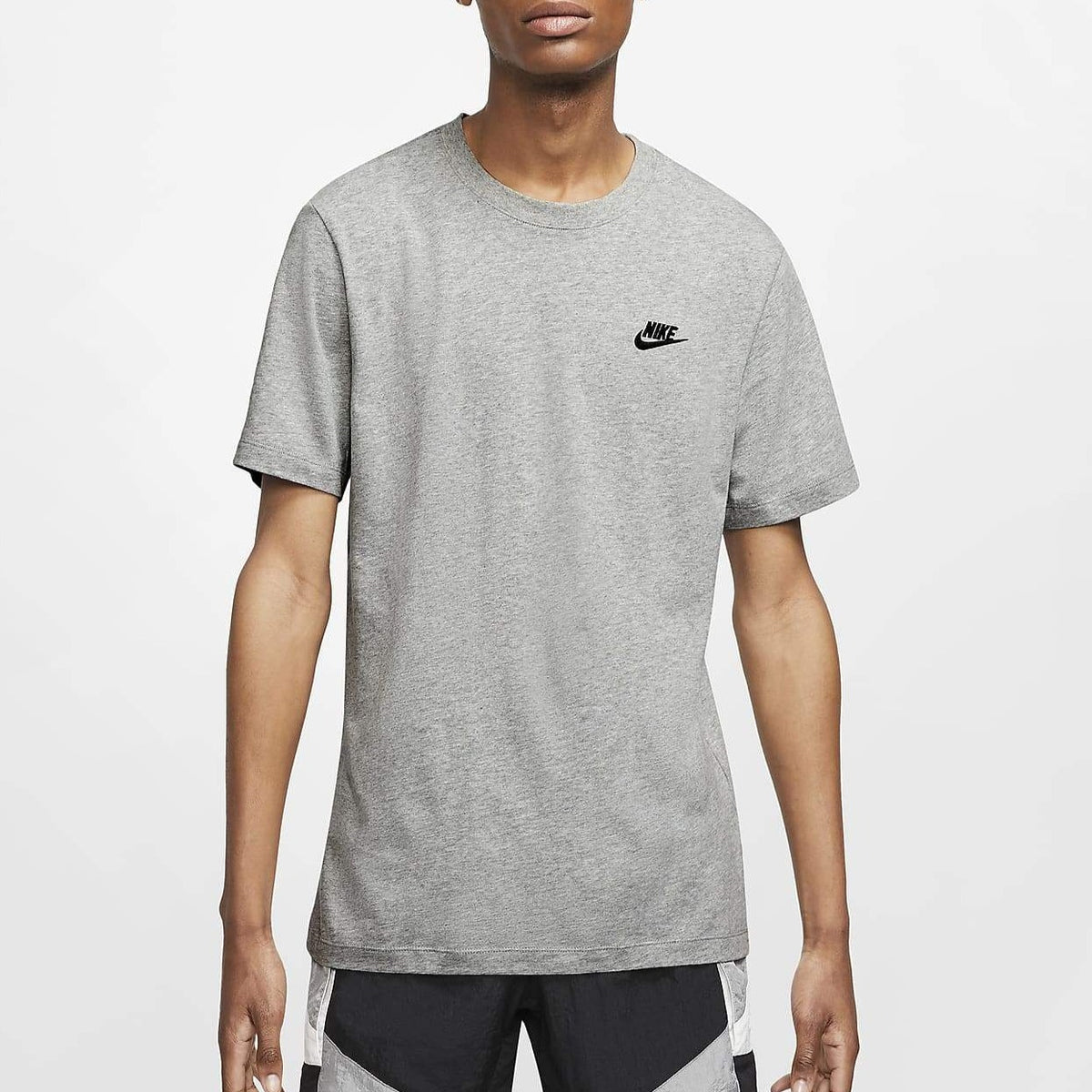 Nike Embroidered Shirt Men's Nike Essential Embroidered Tee