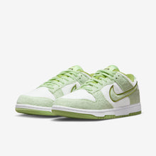 Women's Nike Dunk Low SE "Honeydew" Fleece Pack (DQ7579-300)