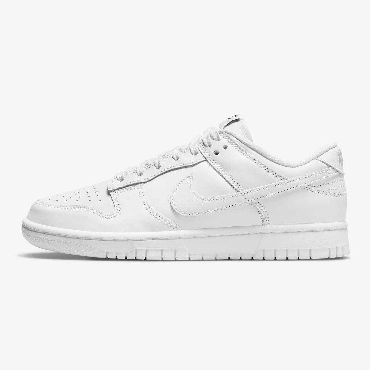 Nike dunks all white sale