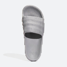 Adidas Adilette 22 Slides "Grey Red Stripe" (ID4926)