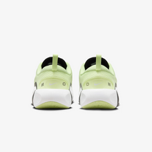 GS / Women's Nike Infinity Flow (Barely Volt/White)(FD6058-700)