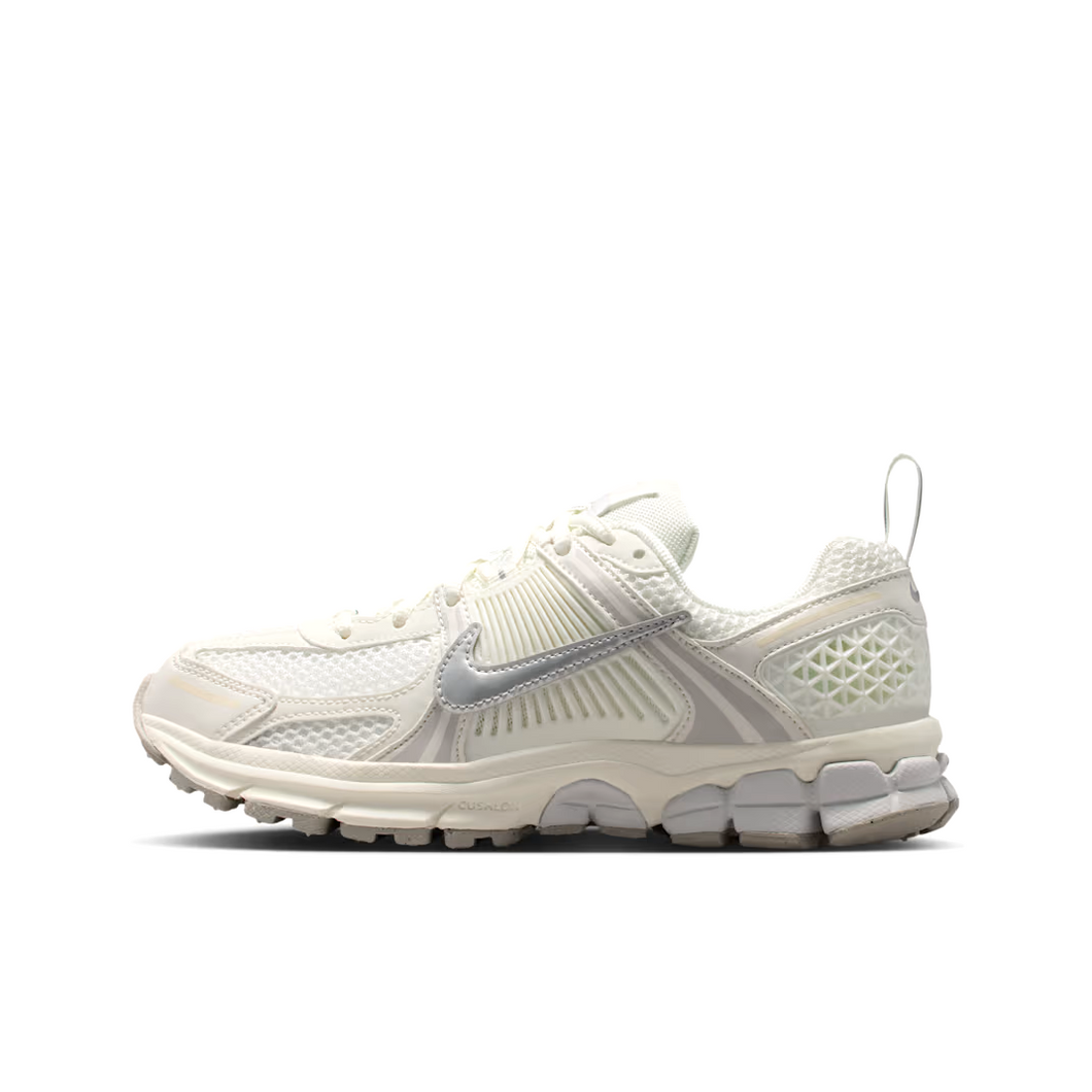 GS / Women's Nike Vomero 5 