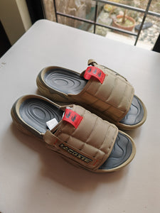 LACOSTE Men's Ace Slides (Cargo Khaki)