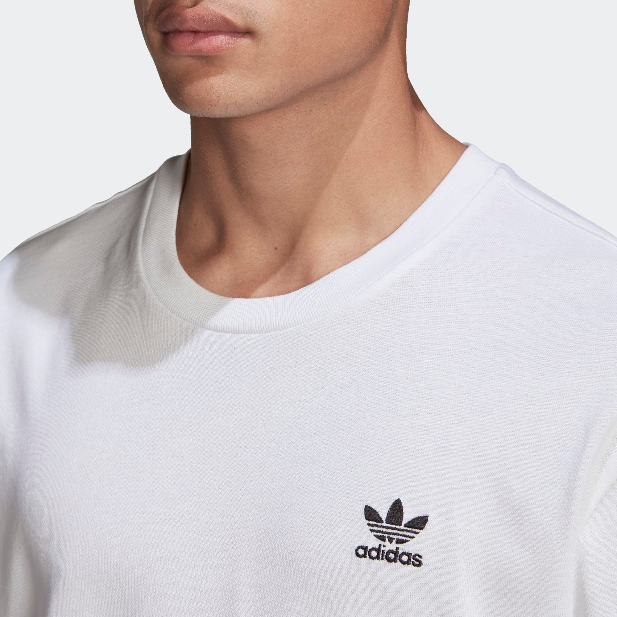 Logo Tee Shirt Adidas Embroidered Shirt Adidas Originals