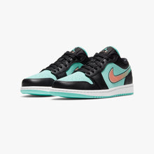 Air Jordan 1 Low SE "Tropical Twist" (CK3022-301)