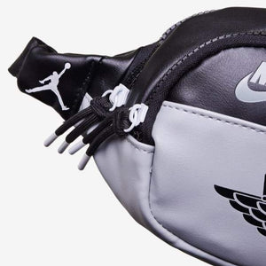 Air Jordan 1 Retro "Shadow" Wings Logo Crossbody Bag (9A0444-GB5)