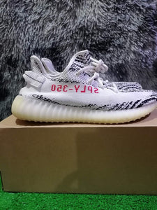 (Pre-owned) Adidas YEEZY Boost 350 V2 "Zebra" (CP9654)