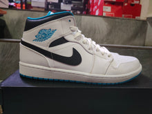 (Pre-owned) Air Jordan 1 Mid (White/Laser Blue/Black)(554724-141)