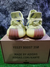 (Pre-owned) Adidas YEEZY Boost 350 V2 "Semi Frozen Yellow" (B37572)