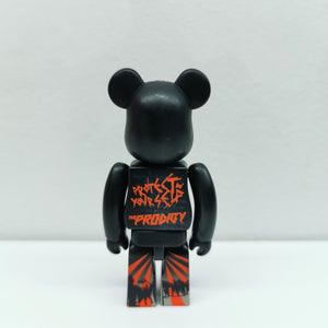 Bearbrick "Protect Yourself" PATTERN THE PRODIGY SERIES 21 | 100% | No box | Pre-owned (2010)