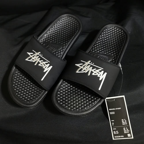 Nike x Stussy 2.0 Embroidered Benassi Slides (Black/Noir)(DC5239-001)