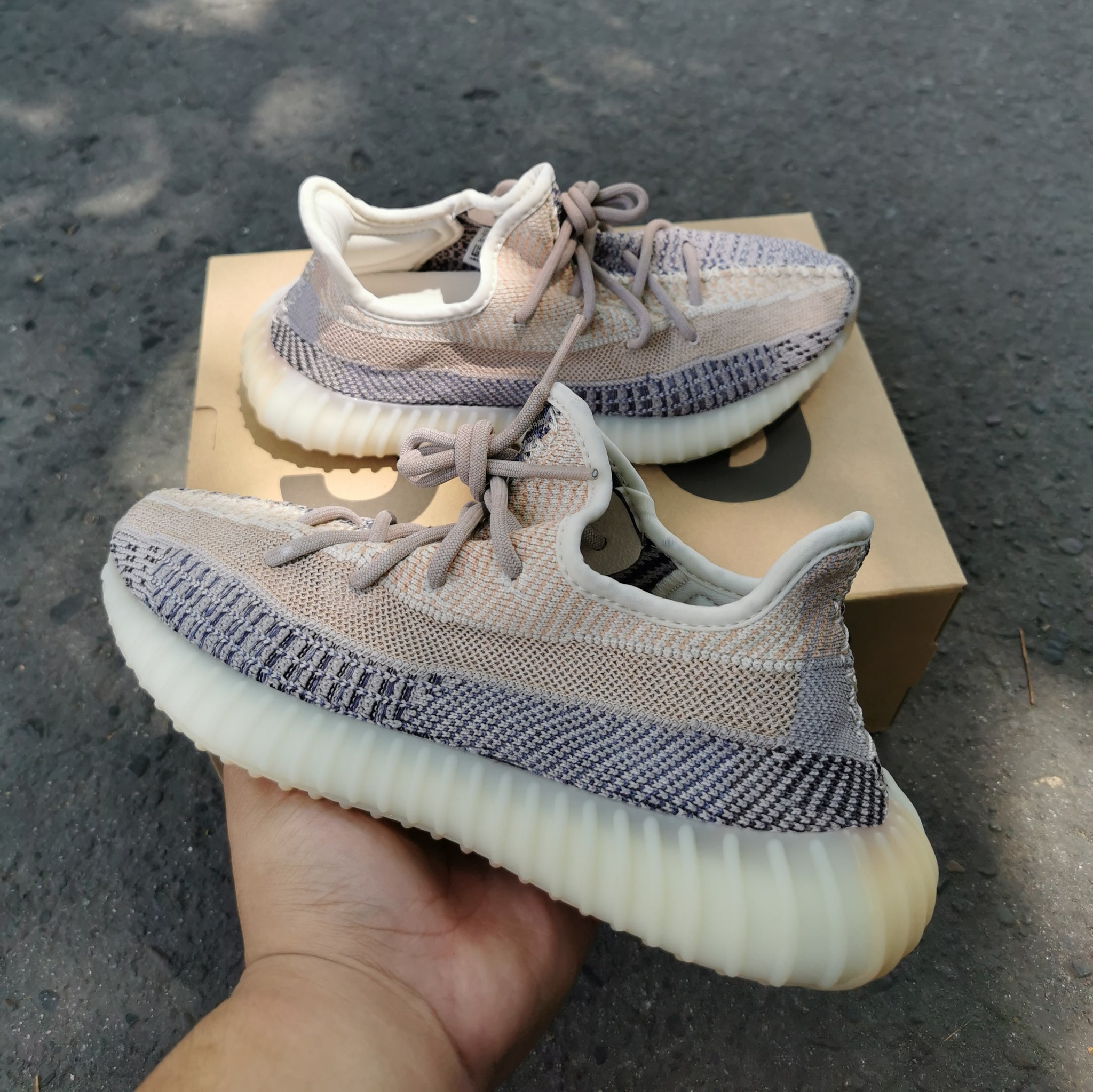 Adidas Yeezy Boost 350 V2
