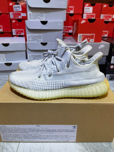 (Pre-owned) Adidas YEEZY Boost 350 V2 