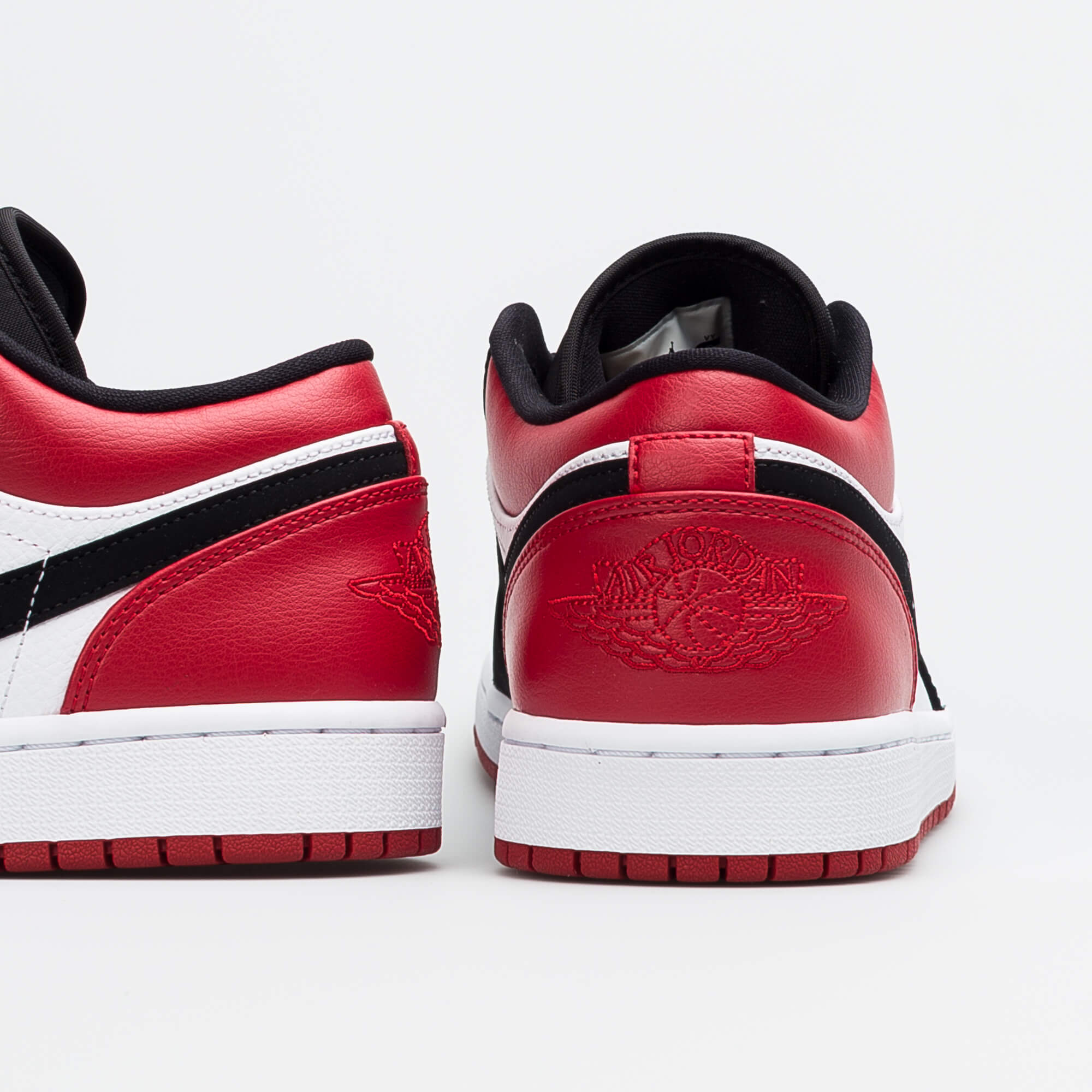 Jordan 1 black toe low philippines Clearance