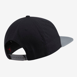 Air Jordan Pro DNA Snapback Cap (Black Smoke Grey Anthracite)