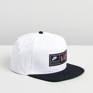 Nike Air Pro Snapback Cap (White)