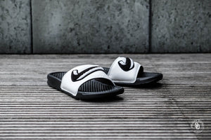 Men's Nike Benassi JDI Chenille (Black & White)(LIMITED EDITION)(no box)