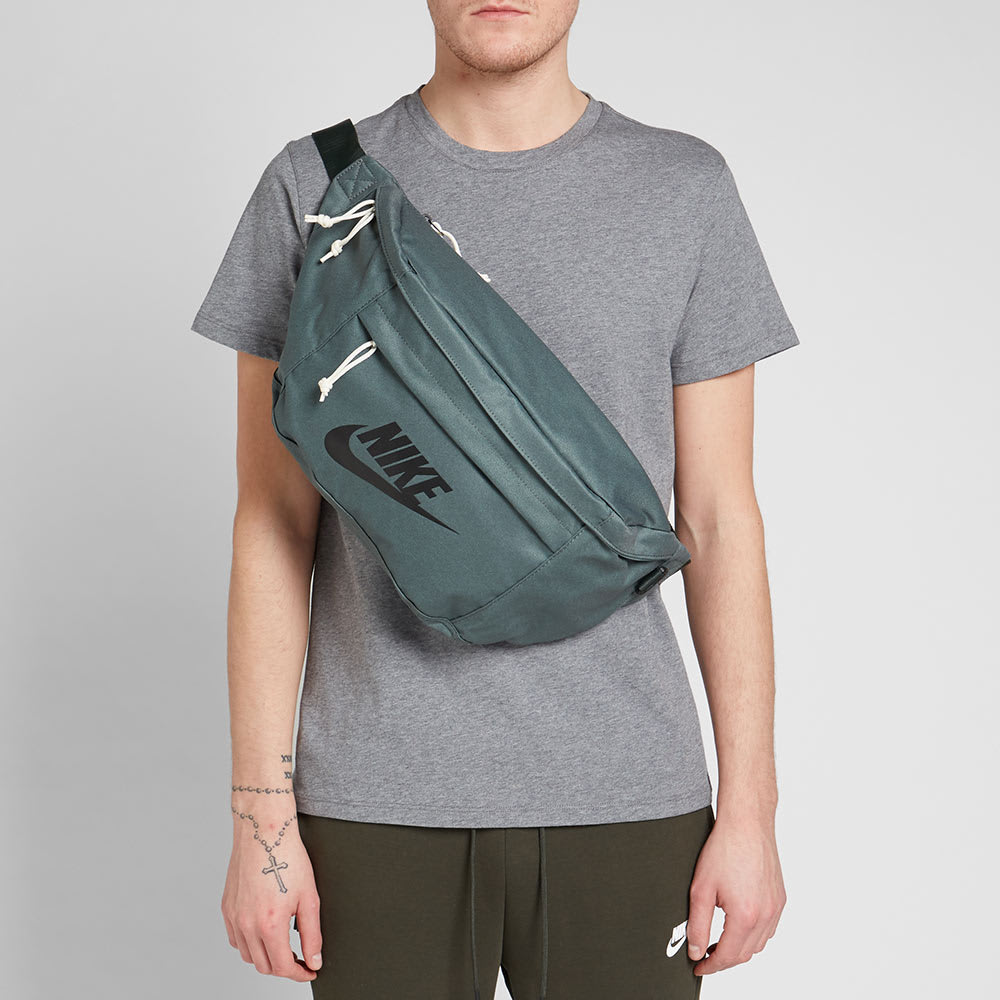 Nike green fanny pack new arrivals
