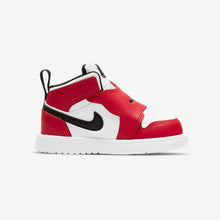 Sky Jordan 1 "Chicago" Baby & Toddler (BQ7196-106)