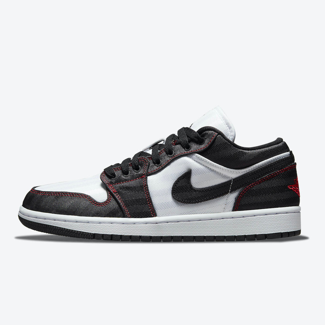Nike air jordan 1 bloodline women's Clearance