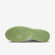 Women's Nike Dunk Low SE "Honeydew" Fleece Pack (DQ7579-300)