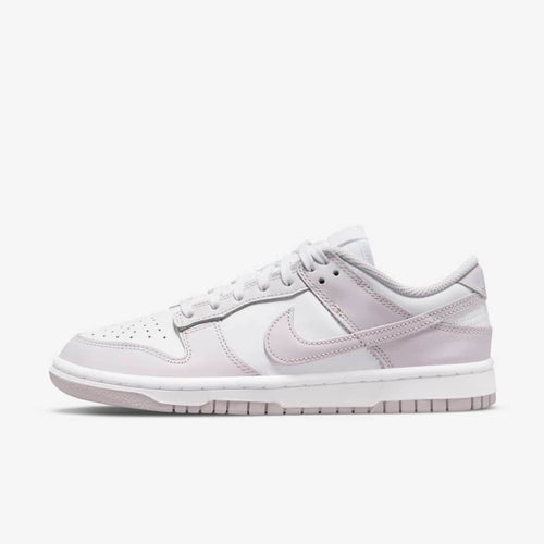 Women's Nike Dunk Low 